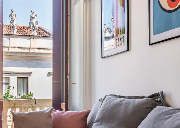 Italstay - Belzoni New Flat - Private Parking
